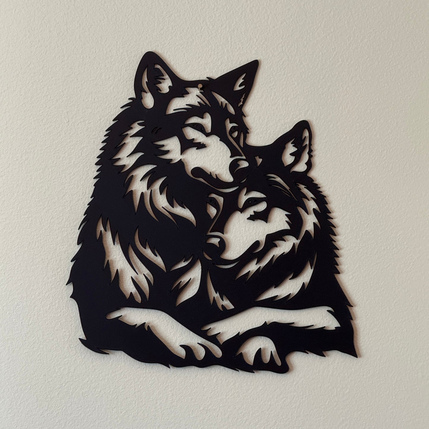 Modern 2D wolf couple wall décor showcasing a romantic wildlife silhouette for contemporary interiors.