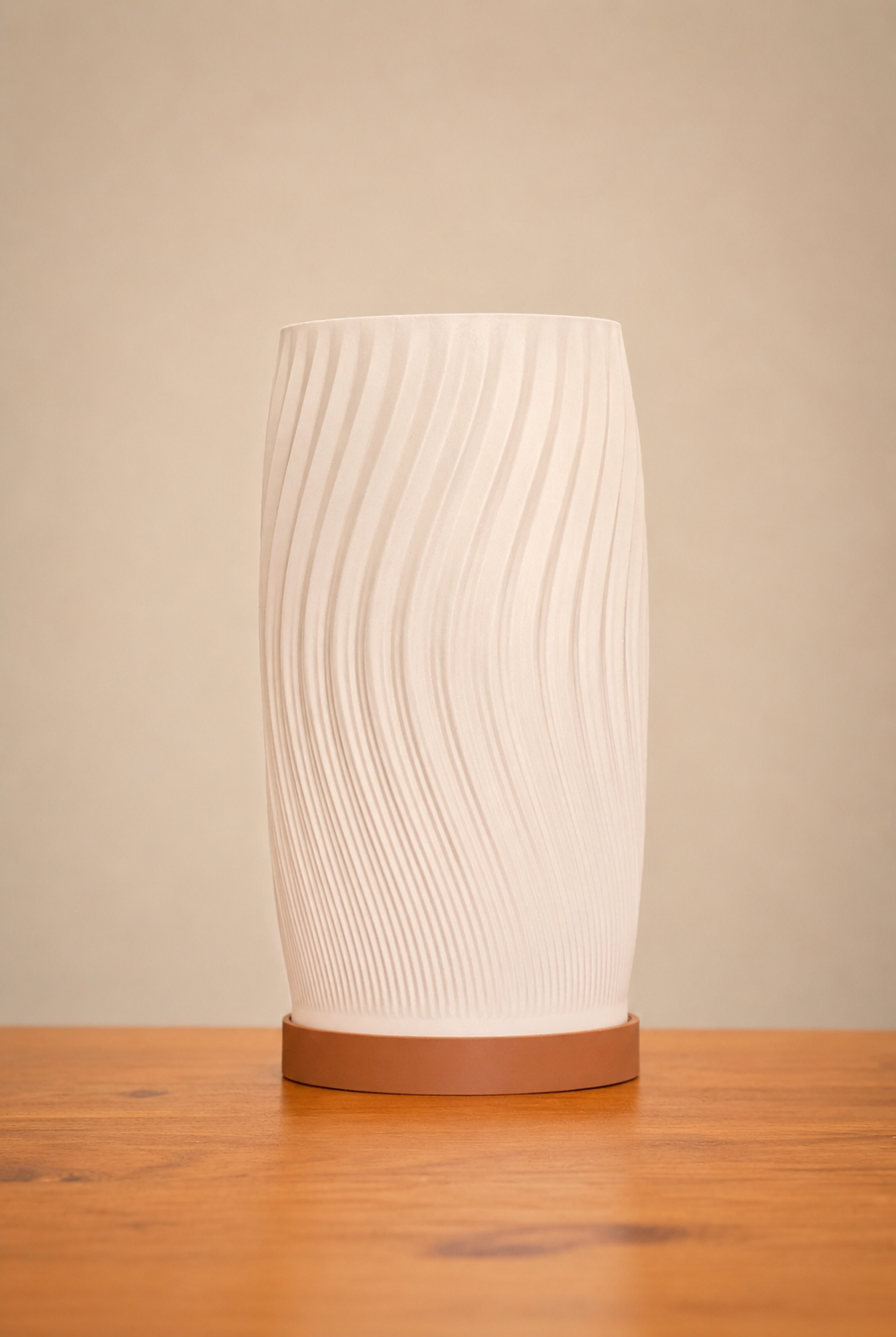 Flow Curve Lamp