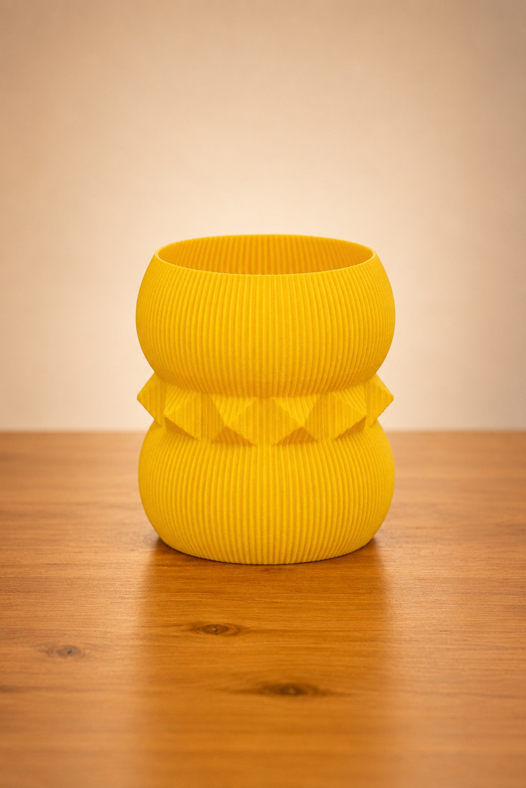 Henrietta Planter