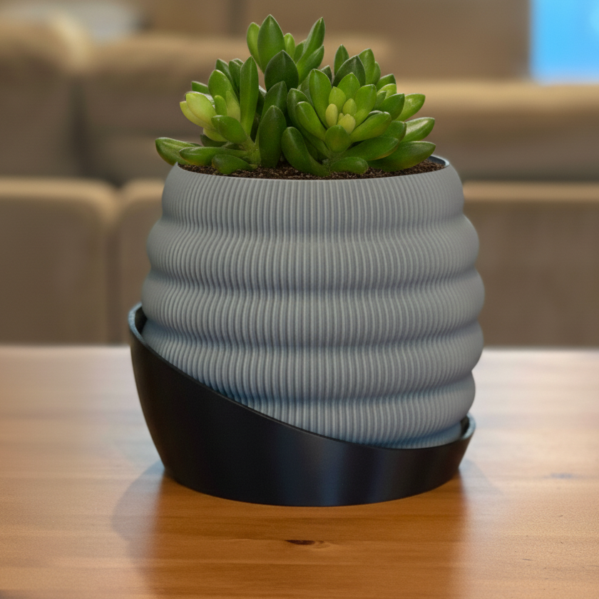 Hive Planter & Saucer
