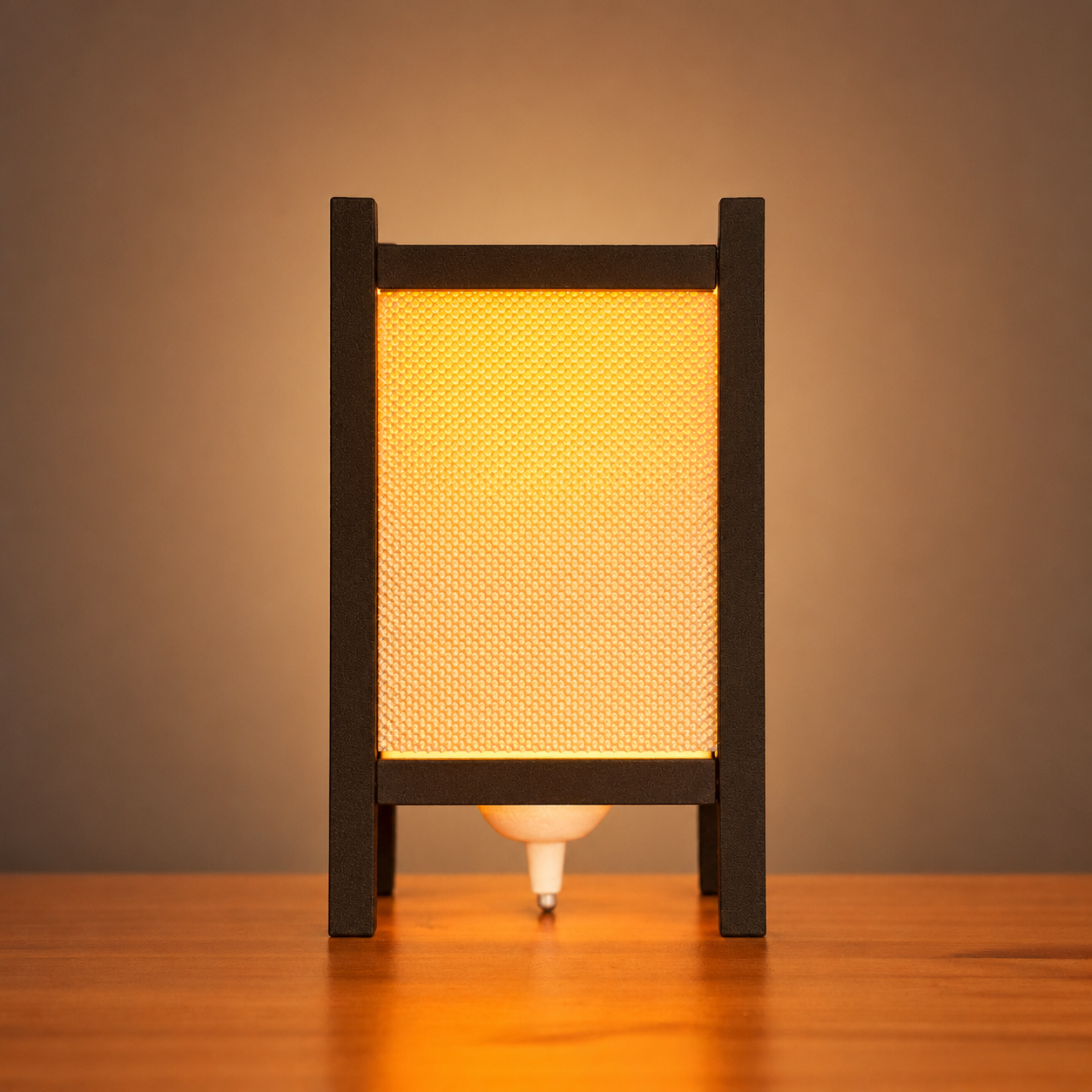 Riku Table Lamp