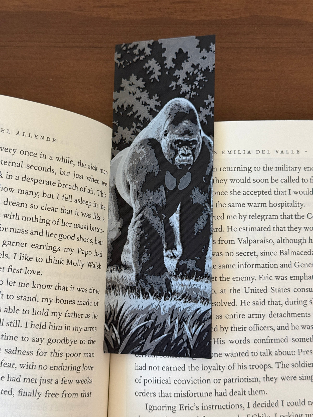Silverback Gorilla 3D Bookmark