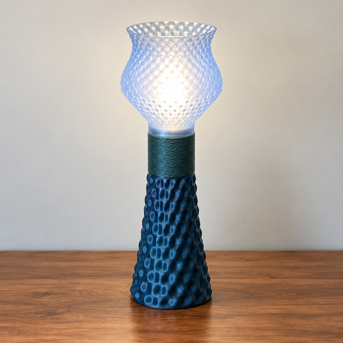 Sirena Table Lamp