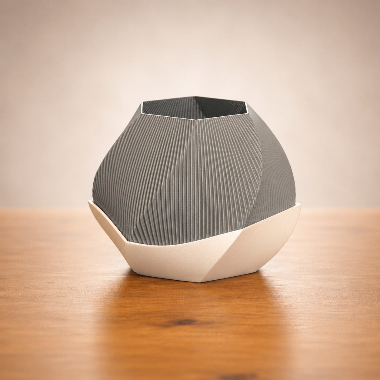 Sofia Planter with Saucer