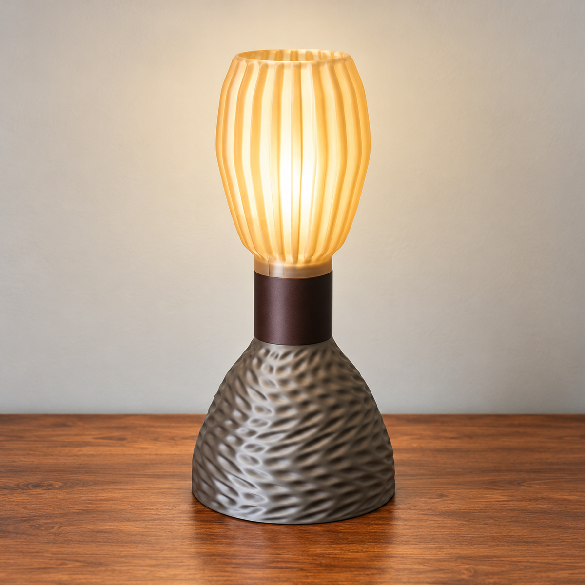 Solara Table Lamp