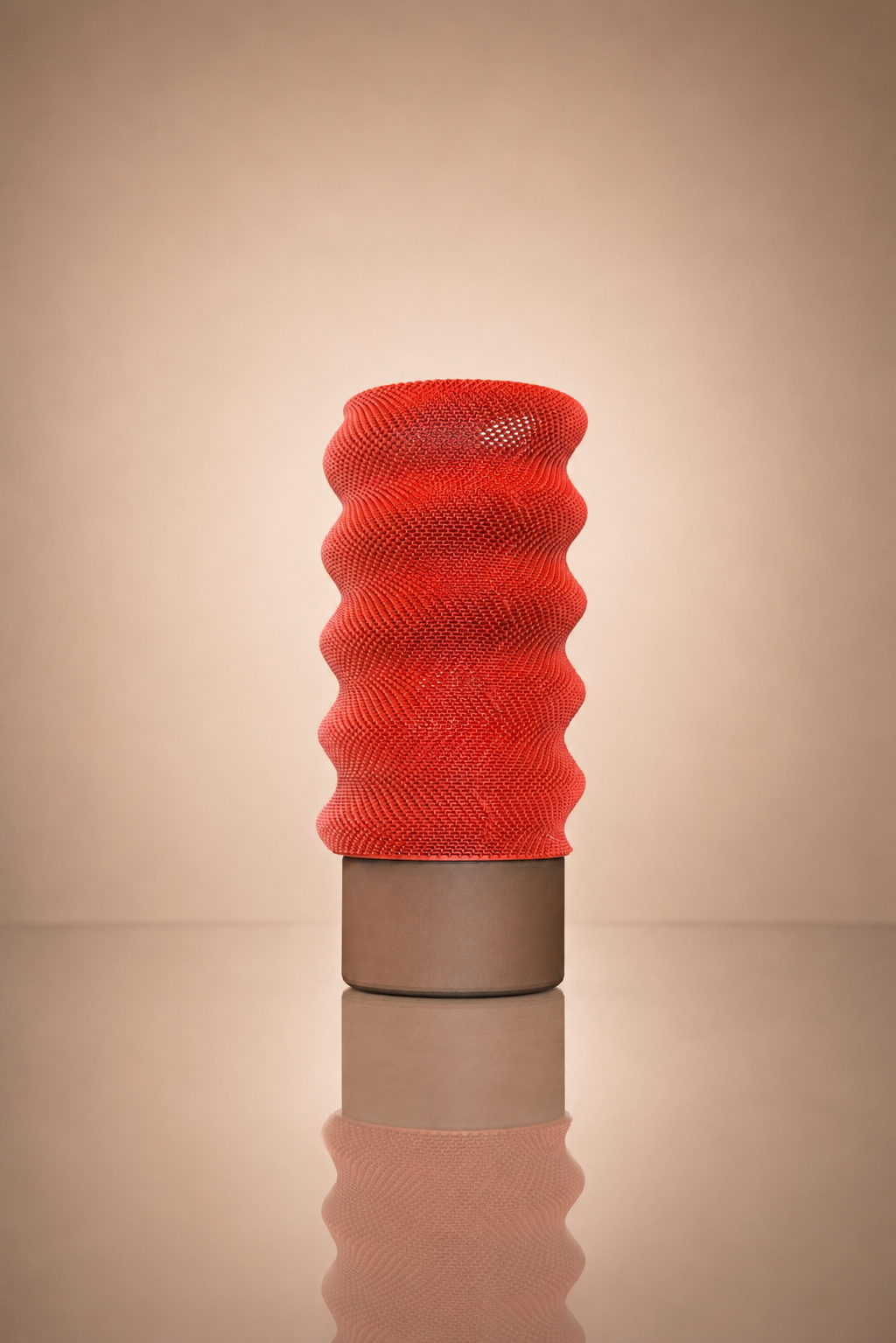 Springy Adaptive Lampshade